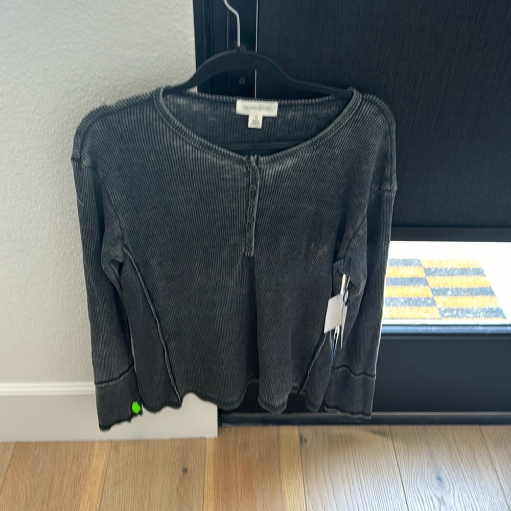 Treasure & Bond Charcoal Ribbed Long-Sleeve Henley Top